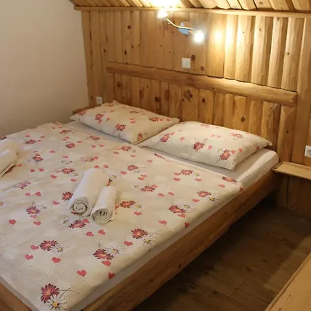 And Cerkovnik Bohinj