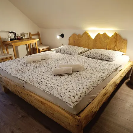 Guest house And Cerkovnik 2*