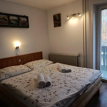 Guest house And Cerkovnik 2*