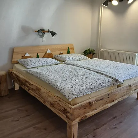 Guest house And Cerkovnik 2*