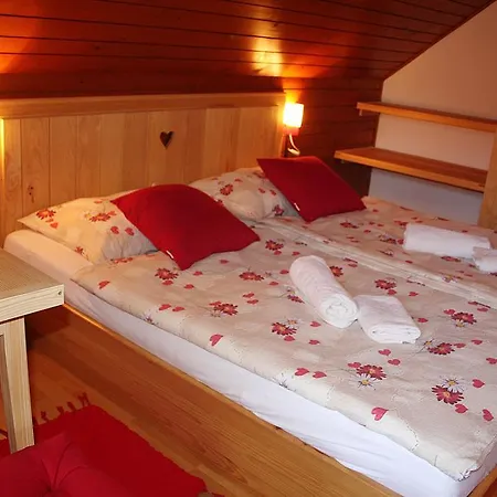 Guest house And Cerkovnik 2*