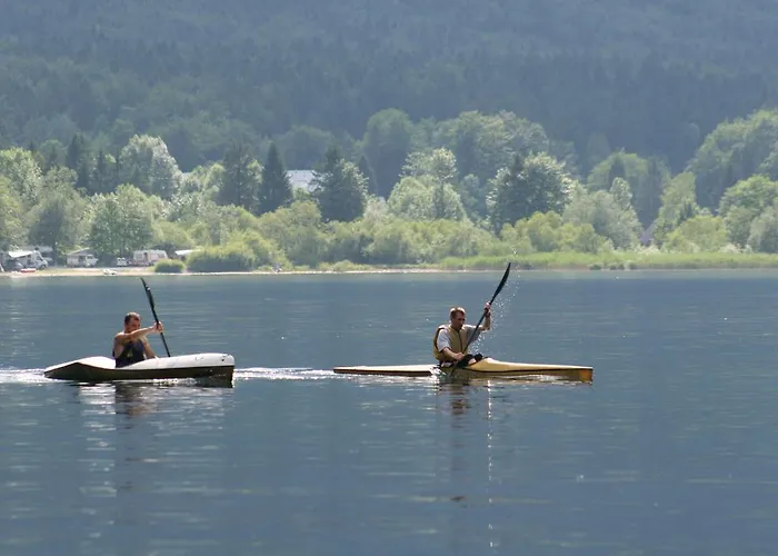 And Cerkovnik בית הארחה