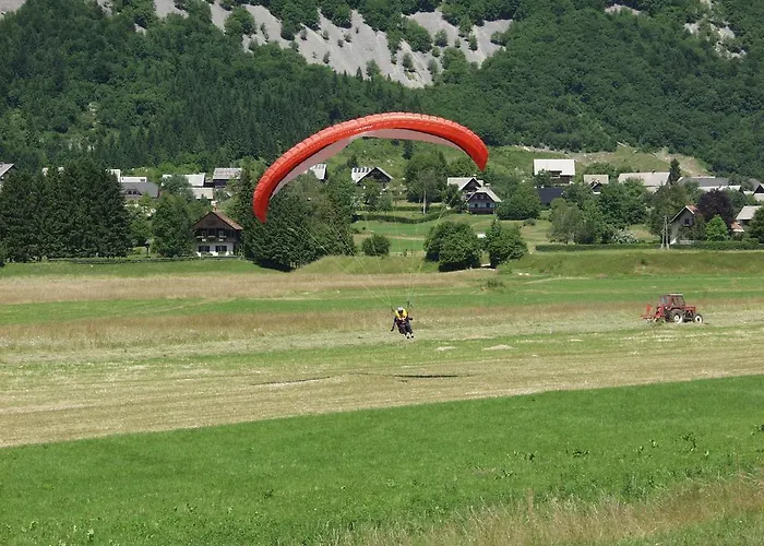 And Cerkovnik 2* בוהין