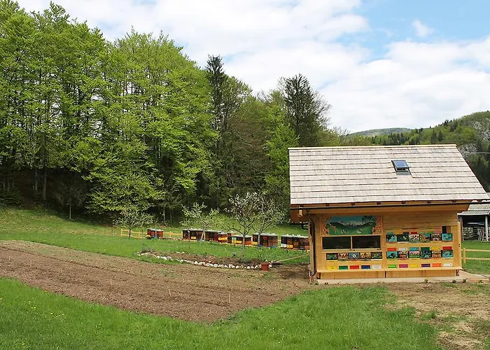 בית הארחה And Cerkovnik